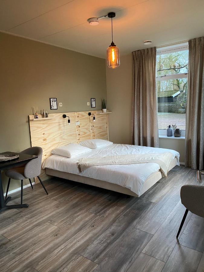 Bed And Breakfast Stinzenflora Cornjum Ngoại thất bức ảnh